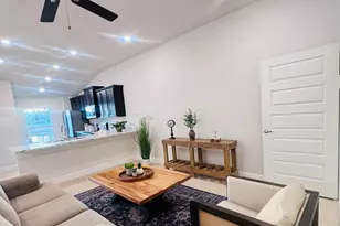 8604 NW Giovanni Ave, Fort Pierce, FL 34951 - Photo 5