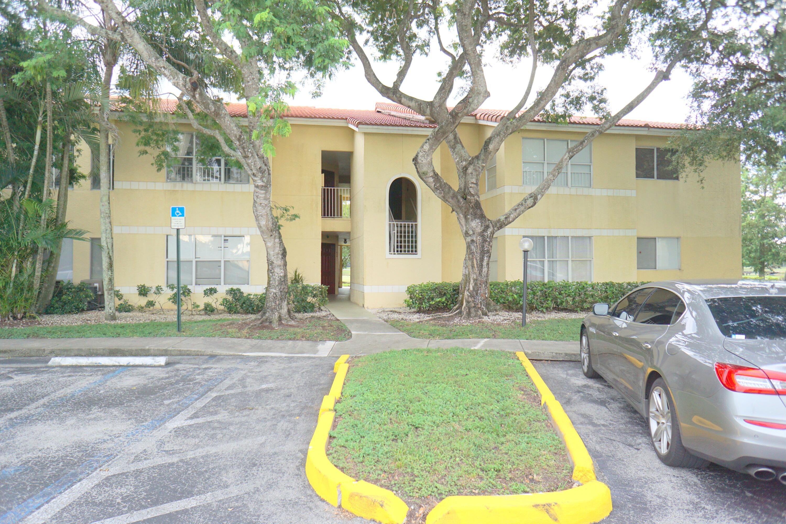 12620 Vista Isles Dr #1025 - 12620 Vista Isles Dr #1025, Sunrise, FL 33325 Luxury Property | Jose Angel Pina