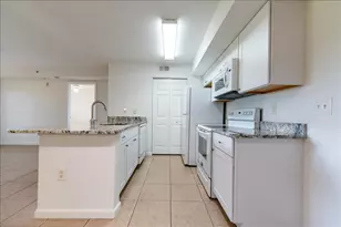151 SW Palm Dr, Port Saint Lucie, FL 34986 - Photo 7