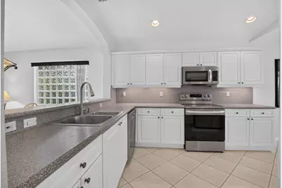 7388 Tonga Court, Boynton Beach, FL 33437 - Photo 7