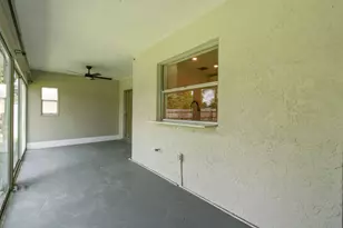 722 SE Arton Ln, Port Saint Lucie, FL 34983 - Photo 93