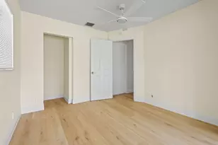 722 SE Arton Ln, Port Saint Lucie, FL 34983 - Photo 27