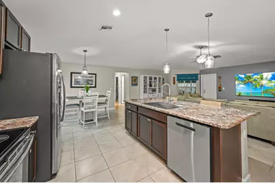510 SW Twig Avenue, Port Saint Lucie, FL 34983 - Photo 15