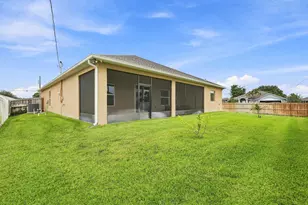 1008 SW Ingrassina Ave SW, Port Saint Lucie, FL 34953 - Photo 21