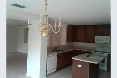 1752 SW Airoso Boulevard, Port Saint Lucie, FL 34984 - Photo 3