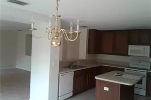 1752 SW Airoso Blvd, Port Saint Lucie, FL 34984 - Photo 3
