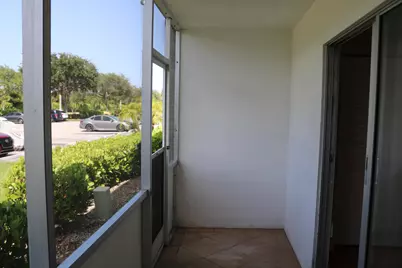 554 Mansfield N, Boca Raton, FL 33434 - Photo 15