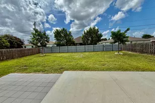 692 SW Hamberland Ave, Port Saint Lucie, FL 34953 - Photo 17