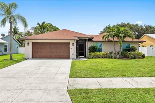 200 Park Pl, Jupiter, FL 33458 - Photo 1