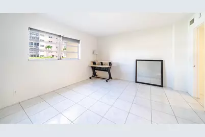 501 NE 14th Avenue #103, Hallandale Beach, FL 33009 - Photo 21