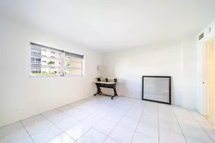 501 NE 14th Ave, Hallandale Beach, FL 33009 - Photo 21