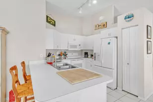 4255 NW 1st Dr, Deerfield Beach, FL 33442 - Photo 9