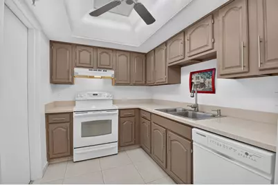 6895 Willow Wood Drive #1066, Boca Raton, FL 33434 - Photo 9