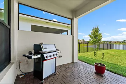 15883 Key Biscayne Lane, Westlake, FL 33470 - Photo 21