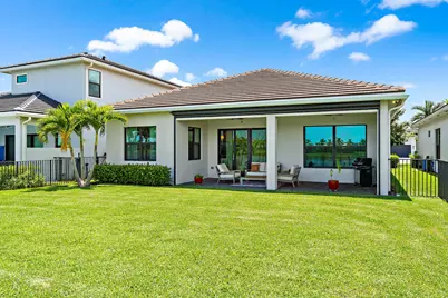15883 Key Biscayne Lane, Westlake, FL 33470 - Photo 27