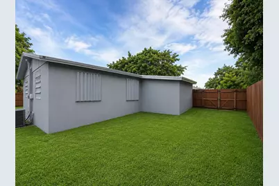 1980 SW 66th Avenue, North Lauderdale, FL 33068 - Photo 35