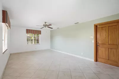 4778 Blue Pine Circle, Lake Worth, FL 33463 - Photo 9