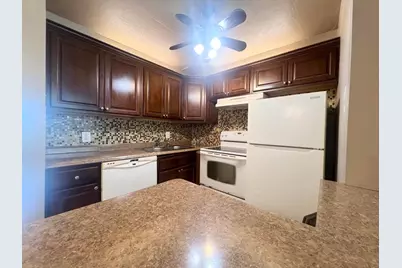 258 Windsor L #258, West Palm Beach, FL 33417 - Photo 3
