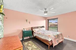 2016 SW 82nd Ave, Davie, FL 33324 - Photo 15