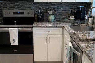 1251 Sugar Sands Blvd, Riviera Beach, FL 33404 - Photo 9