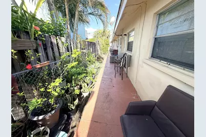 4649 Bougainvilla Drive, Lauderdale by the Sea, FL 33308 - Photo 11