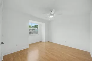 1580 SW Harbour Isles Cir, Port Saint Lucie, FL 34986 - Photo 23