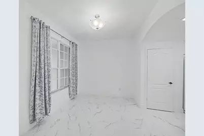 1580 SW Harbour Isles Circle, Port Saint Lucie, FL 34986 - Photo 21