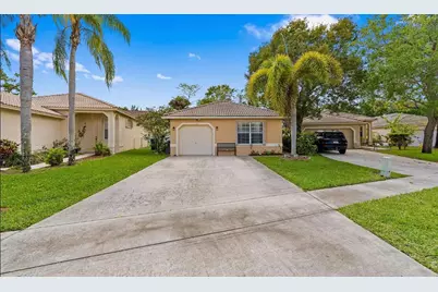 121 Prestige Drive, Royal Palm Beach, FL 33411 - Photo 1