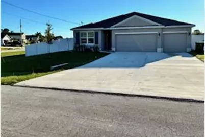 5811 NW Gerald Circle, Port Saint Lucie, FL 34986 - Photo 3