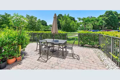 4721 Santa Cruz Way, Davie, FL 33314 - Photo 29