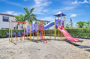 4721 Santa Cruz Way, Davie, FL 33314 - Photo 37