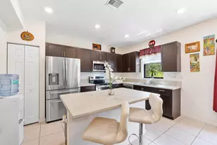 4721 Santa Cruz Way, Davie, FL 33314 - Photo 9