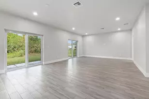 1351 SW Don Ct, Port Saint Lucie, FL 34953 - Photo 3