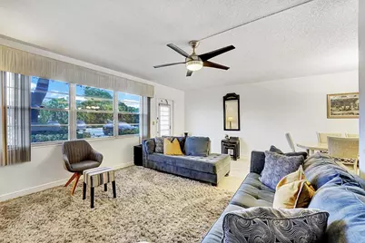 1056 Cambridge C, Deerfield Beach, FL 33442 - Photo 5