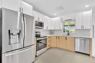 721 Fairway Dr, Plantation, FL 33317 - Photo 23