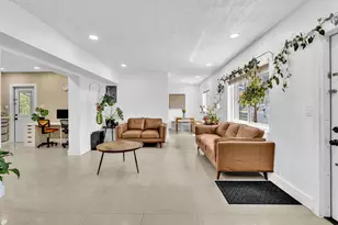 721 Fairway Dr, Plantation, FL 33317 - Photo 19