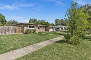 721 Fairway Dr, Plantation, FL 33317 - Photo 5