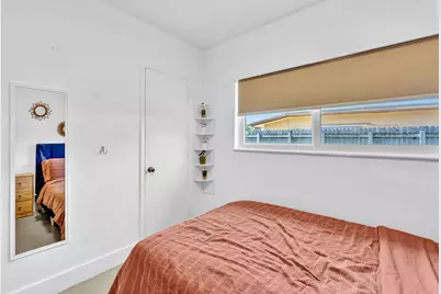 721 Fairway Drive, Plantation, FL 33317 - Photo 9