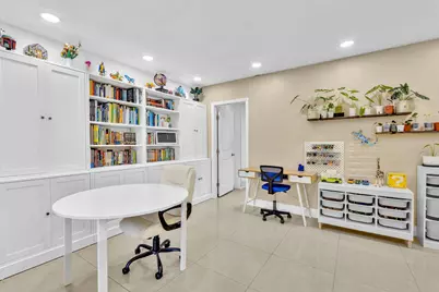 721 Fairway Drive, Plantation, FL 33317 - Photo 27