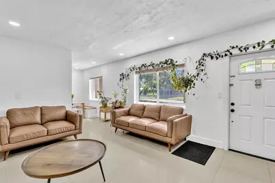 721 Fairway Drive, Plantation, FL 33317 - Photo 29