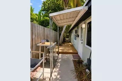1716 NE 17th Way, Fort Lauderdale, FL 33305 - Photo 5