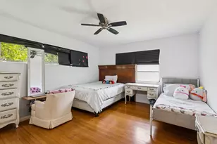 414 W Branch St, Lantana, FL 33462 - Photo 13