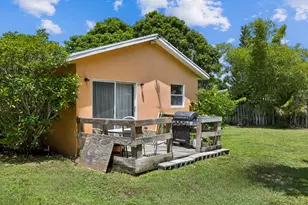 414 W Branch St, Lantana, FL 33462 - Photo 23