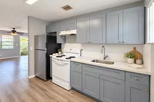 1565 W 28th St, West Palm Beach, FL 33404 - Photo 3