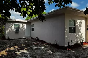 405 N E St, Lake Worth, FL 33460 - Photo 1