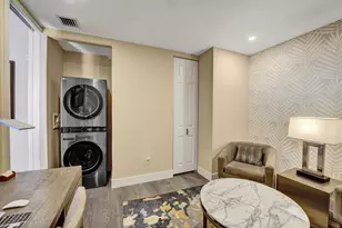 2617 NE 14th Ave, Wilton Manors, FL 33334 - Photo 29