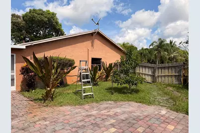 6082 Wauconda Way E, Lake Worth, FL 33463 - Photo 23