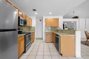 5331 NW 110th Ave, Doral, FL 33178 - Photo 5