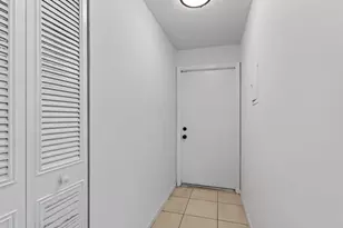 450 SW 2nd Ave, Boca Raton, FL 33432 - Photo 31
