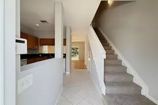 5035 Palmbrooke Cir, West Palm Beach, FL 33417 - Photo 9